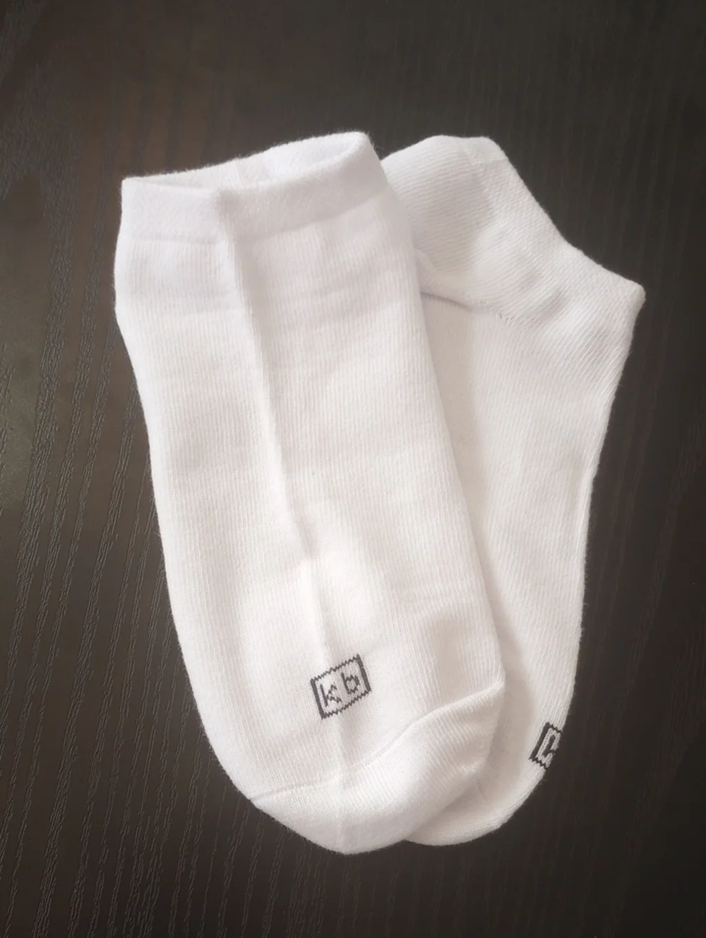 K. Bell White Low-Cut Socks Size 5.5 - 10
